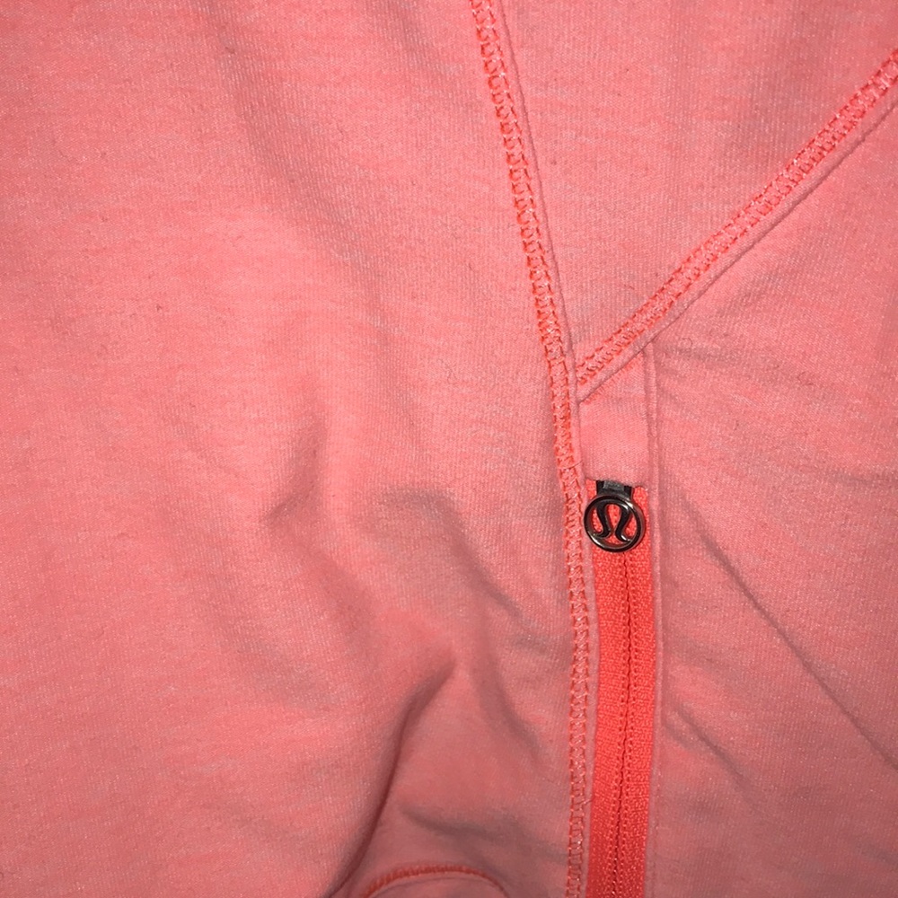 Lululemon running pullover - Picture 3 of 5